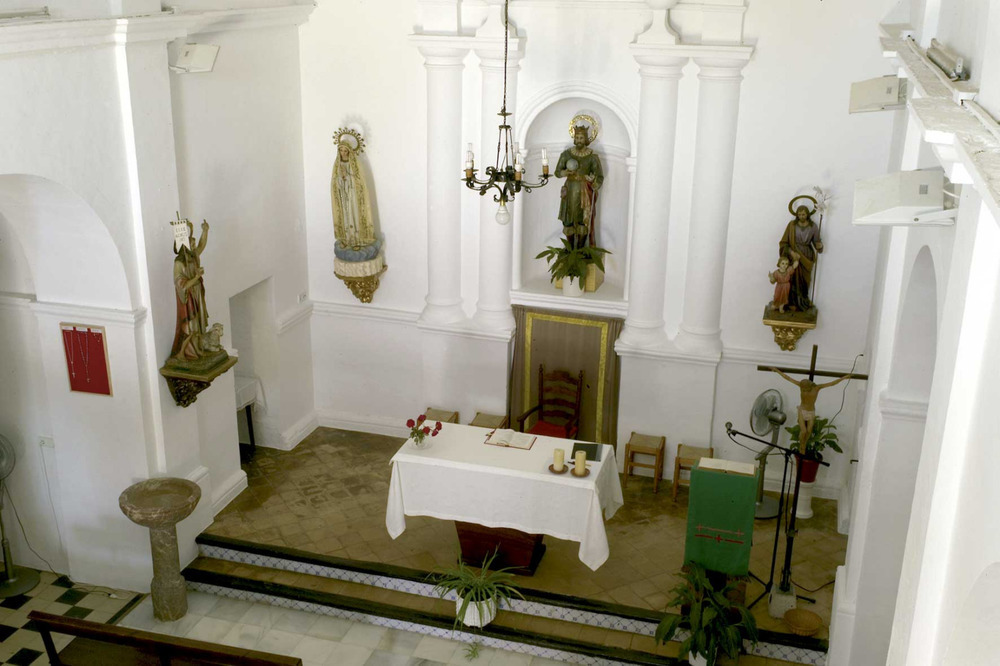 Sant Ferran de ses Roques. Interior de l´església. Foto: Joan A. Parés.