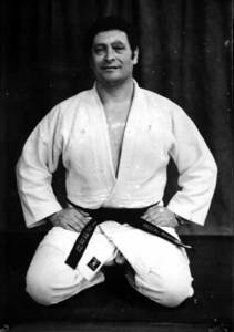 Pascal Alfred Bonomo Navarro, mestre quart dan de judo.