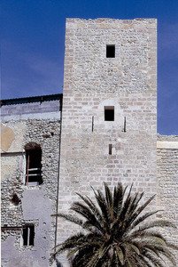 Època andalusina. La torre principal del Castell d´Eivissa, que era el recinte més ben fortificat de la madina andalusina. Foto: Vicent Marí.
