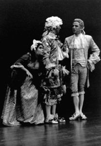 Una imatge del muntatge del Grup Amateur de Teatre <em>El nuevo rico</em>, adaptació de l´obra de Molière <em>El burgès gentilhome</em><em>.</em>