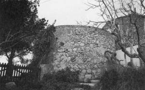 La torre de can Jondal, del quartó de ses Salines. Extret de <em>Fortificacions rurals a l´illa d´Eivissa</em>.