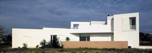 Casa Sa Vinya (1989-92), obra de l´arquitecte Salvador Roig Planells. Foto: extret de <em>Vía 04</em>.