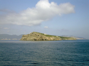 Vista de Tagomago des de la mar. Foto: Felip Cirer Costa.