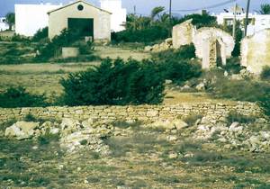 Una imatge del Camp de concentració de Formentera.  Foto: Isidor Torres Cardona.