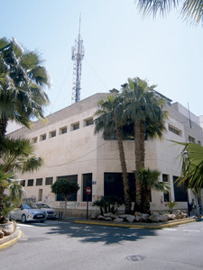 Central telefònica del carrer d´Aragó amb Canàries, inaugurada el 1965. Foto: Felip Cirer Costa.